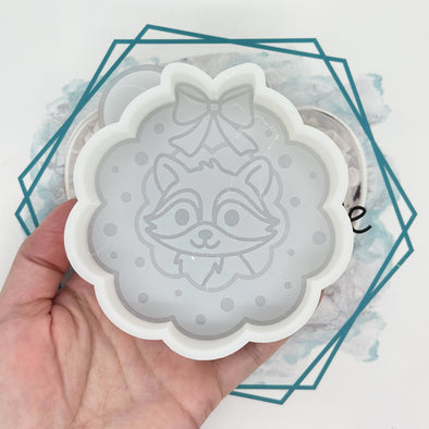 *NEW RELEASE* Raccoon Wreath Freshie Mold