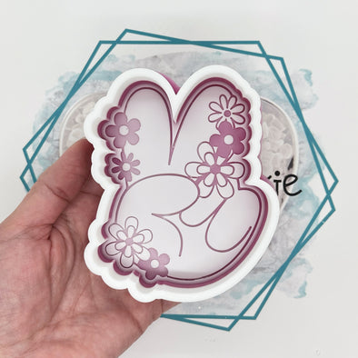 *NEW RELEASE* Floral Peace Sign Freshie Mold