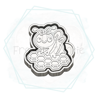 *NEW RELEASE* Bee on Honeycomb Freshie Mold
