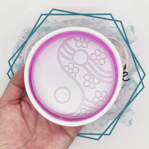 *NEW RELEASE* Groovy Ying Yang Freshie Mold