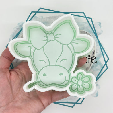 Cow with Bandana Freshie Mold